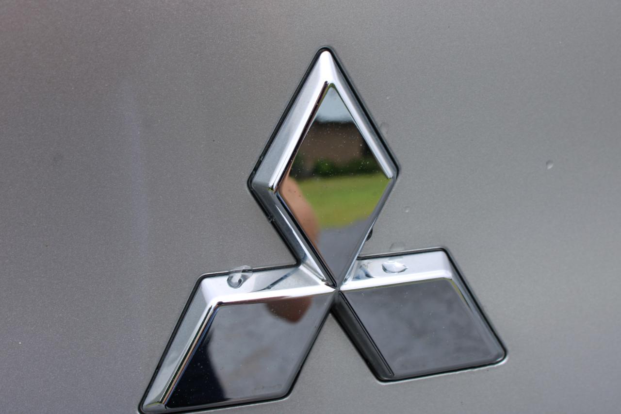 Mitsubishi Outlander SE 4WD 2025