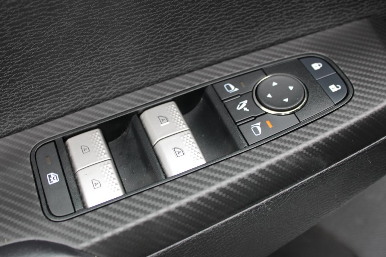 Mitsubishi Outlander SE 4WD 2025