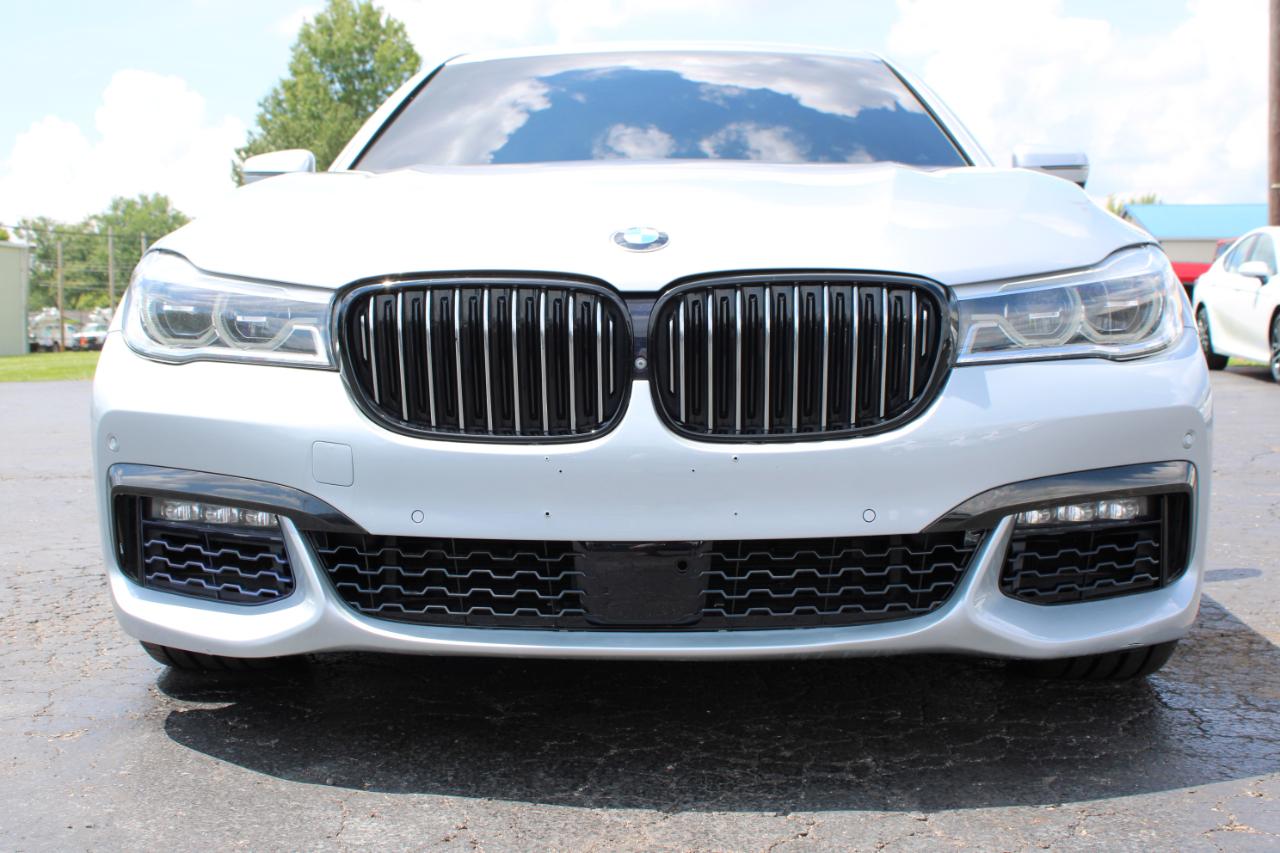 BMW 7-Series 750i 2017