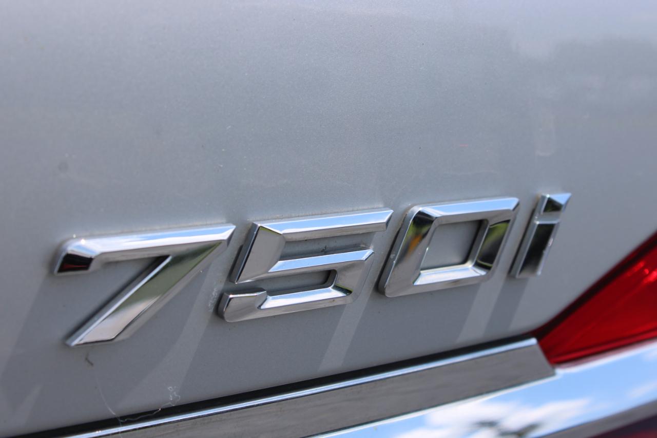BMW 7-Series 750i 2017