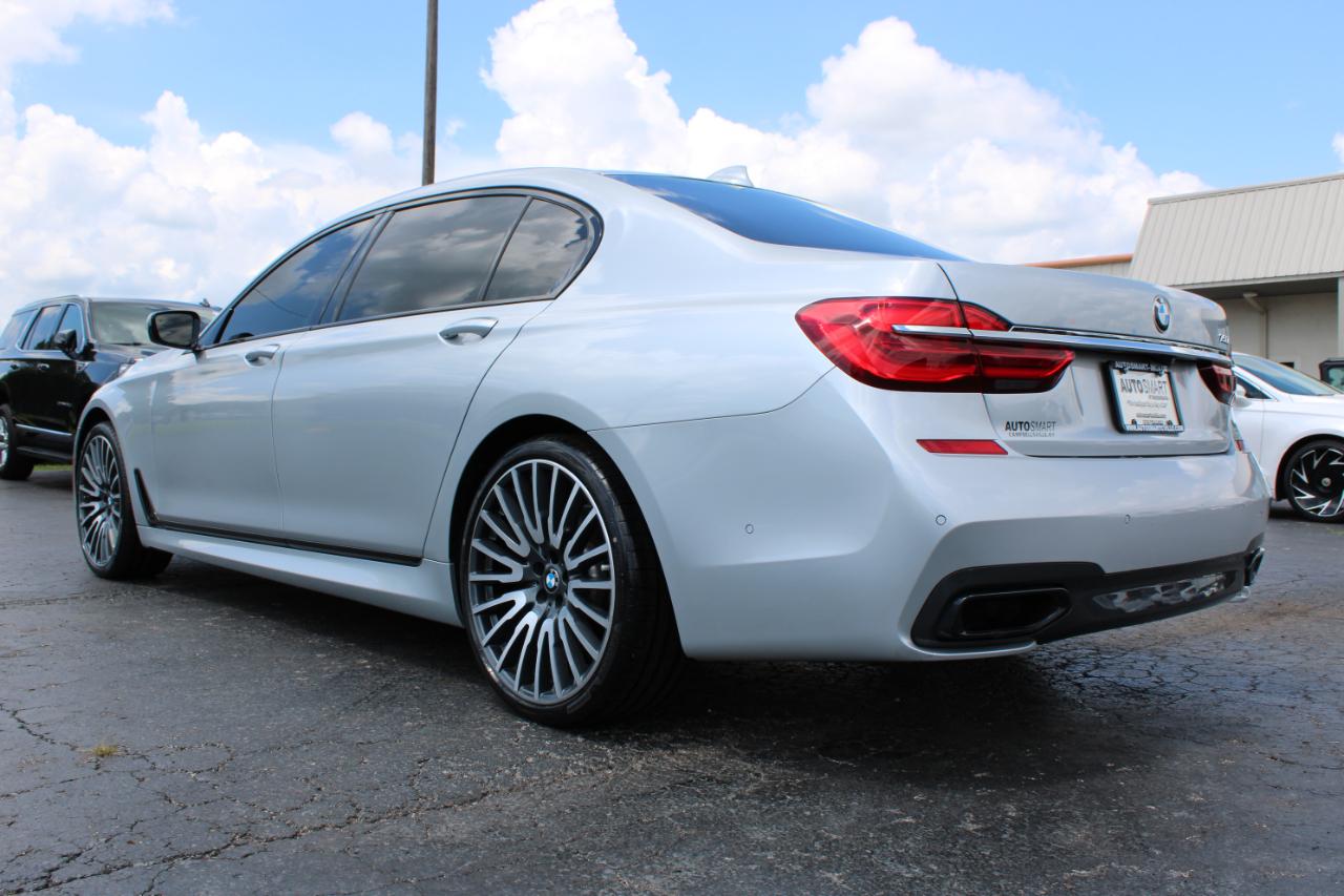 BMW 7-Series 750i 2017