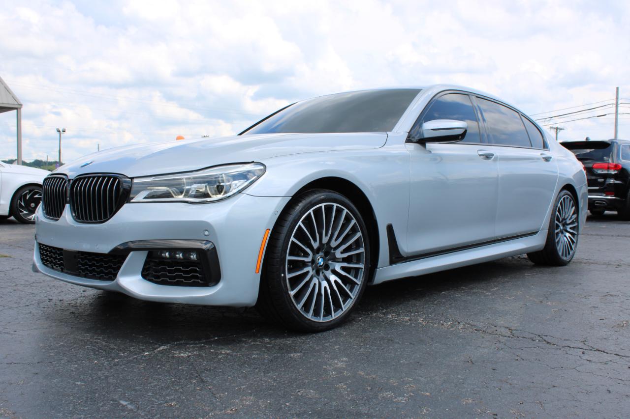 BMW 7-Series 750i 2017