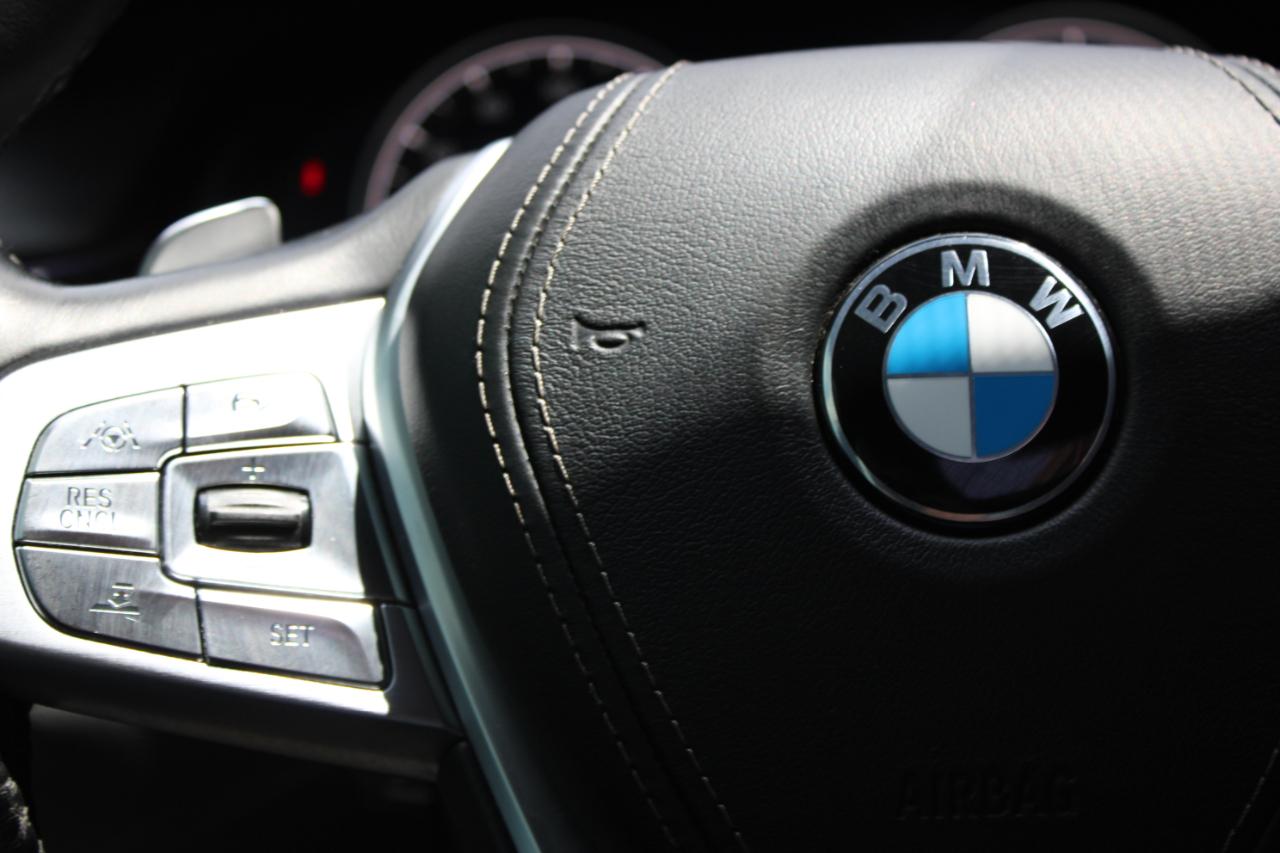 BMW 7-Series 750i 2017