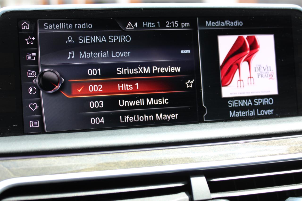 BMW 7-Series 750i 2017