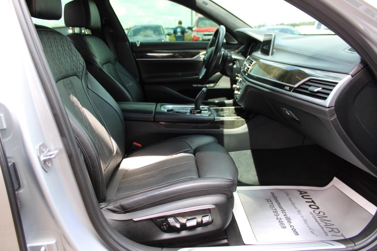 BMW 7-Series 750i 2017