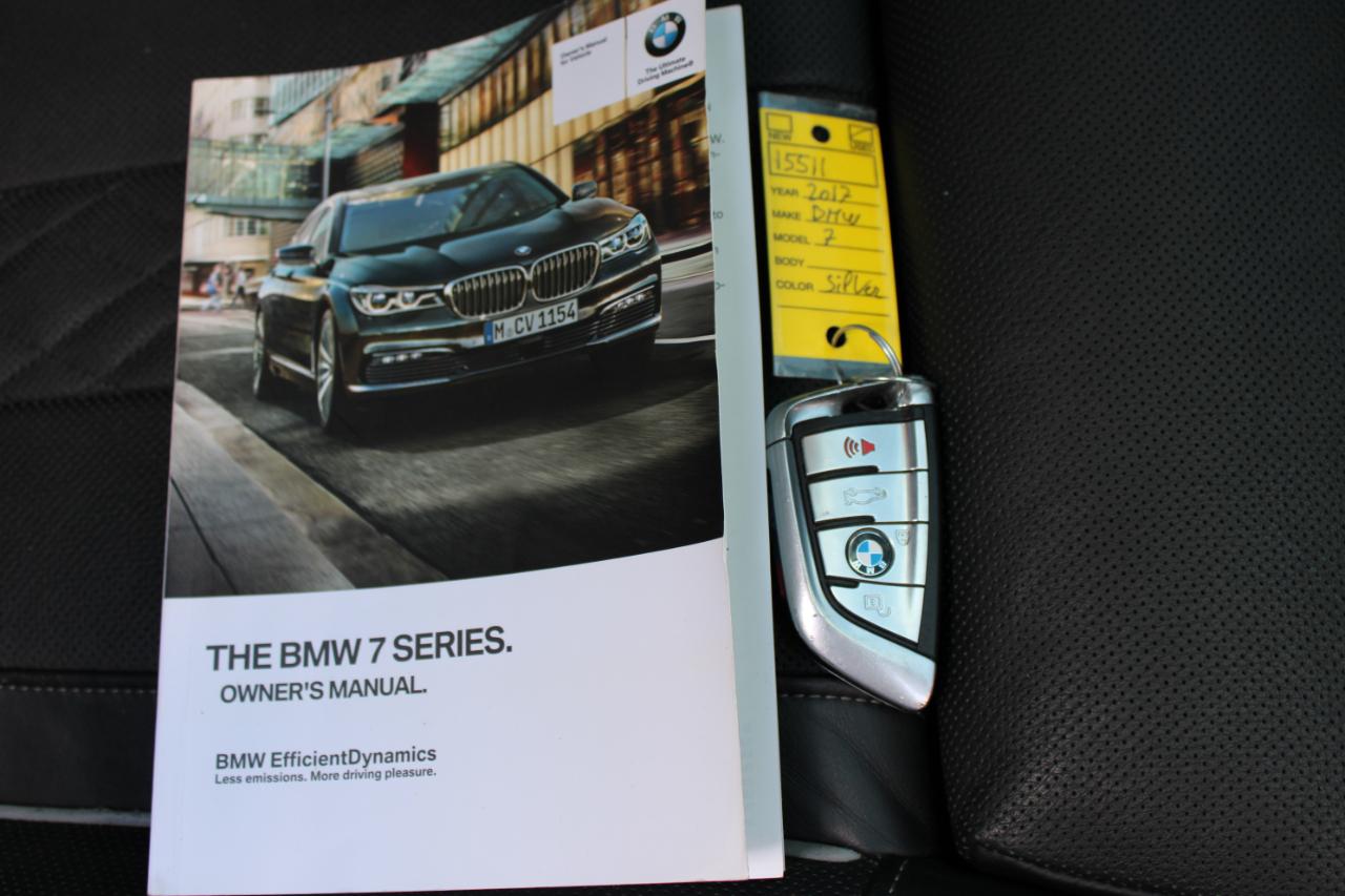 BMW 7-Series 750i 2017