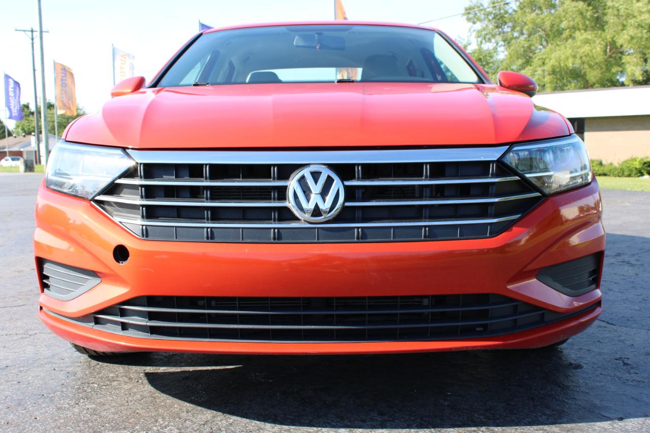 Volkswagen Jetta  2020
