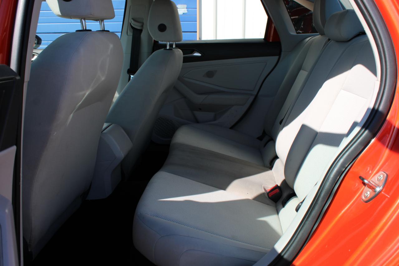 Volkswagen Jetta  2020