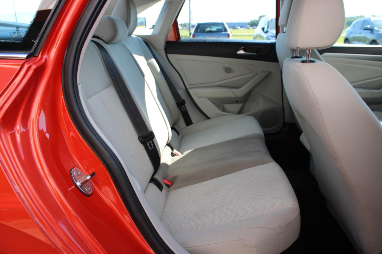 Volkswagen Jetta  2020