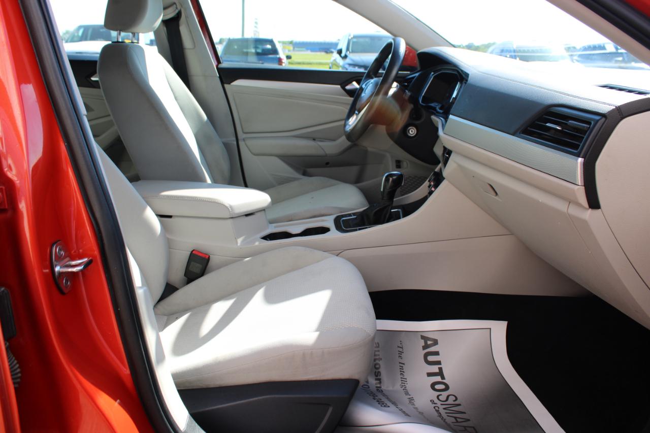 Volkswagen Jetta  2020