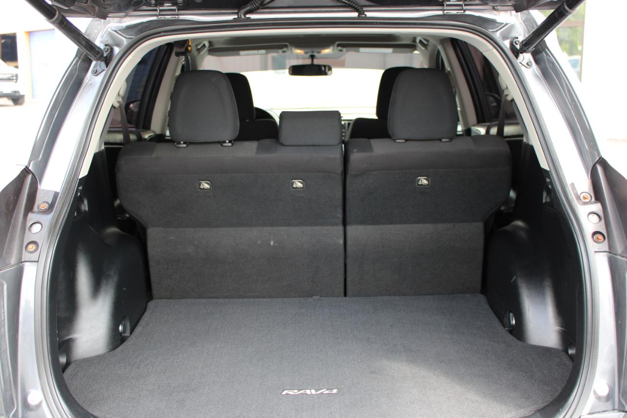 Toyota RAV4 XLE AWD 2016