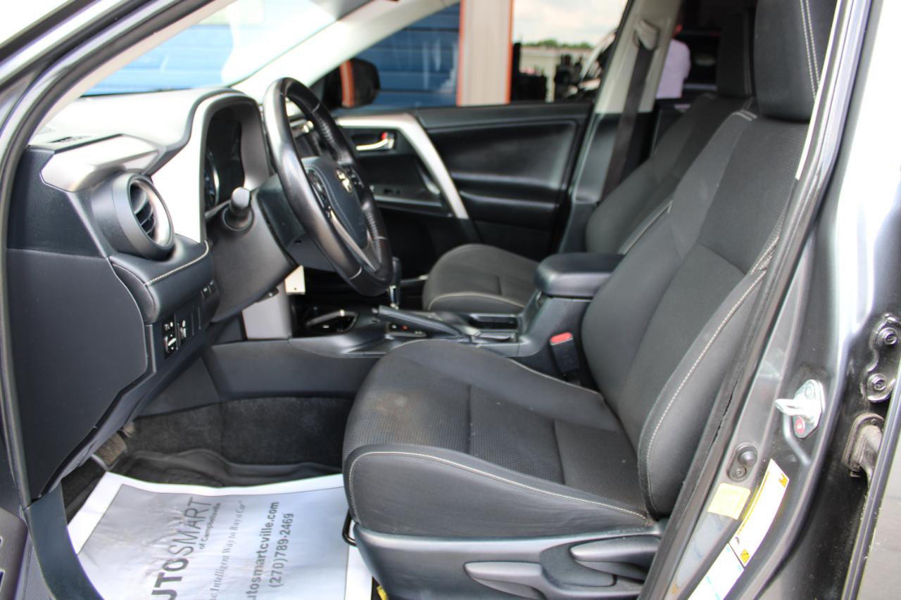 Toyota RAV4 XLE AWD 2016