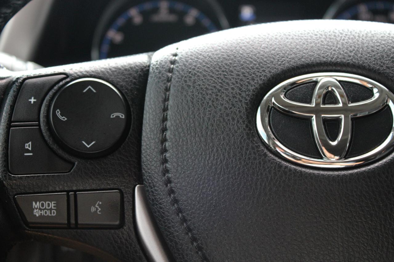 Toyota RAV4 XLE AWD 2016