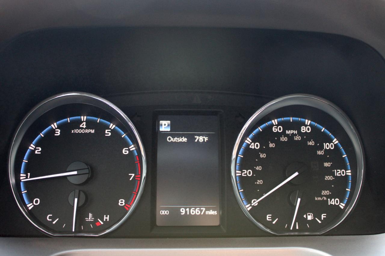 Toyota RAV4 XLE AWD 2016
