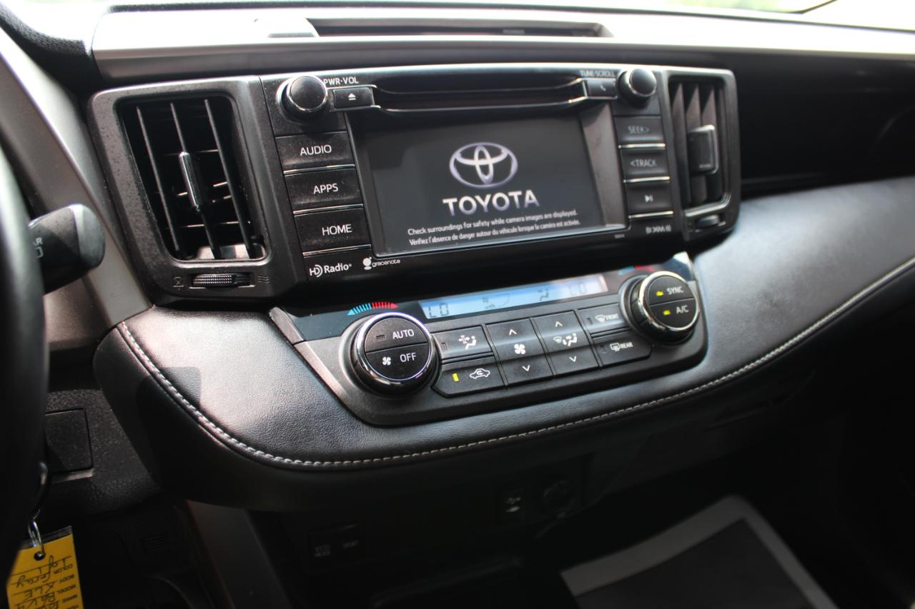 Toyota RAV4 XLE AWD 2016
