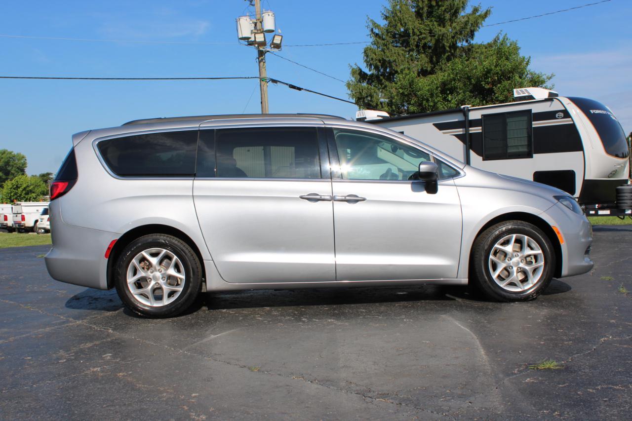 Chrysler Pacifica Touring 2018