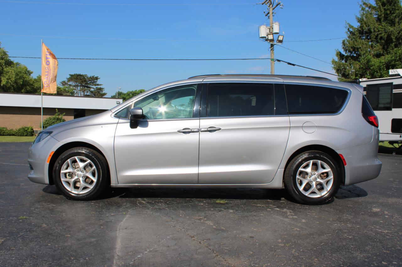 Chrysler Pacifica Touring 2018