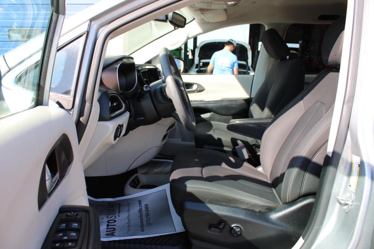 Chrysler Pacifica Touring 2018