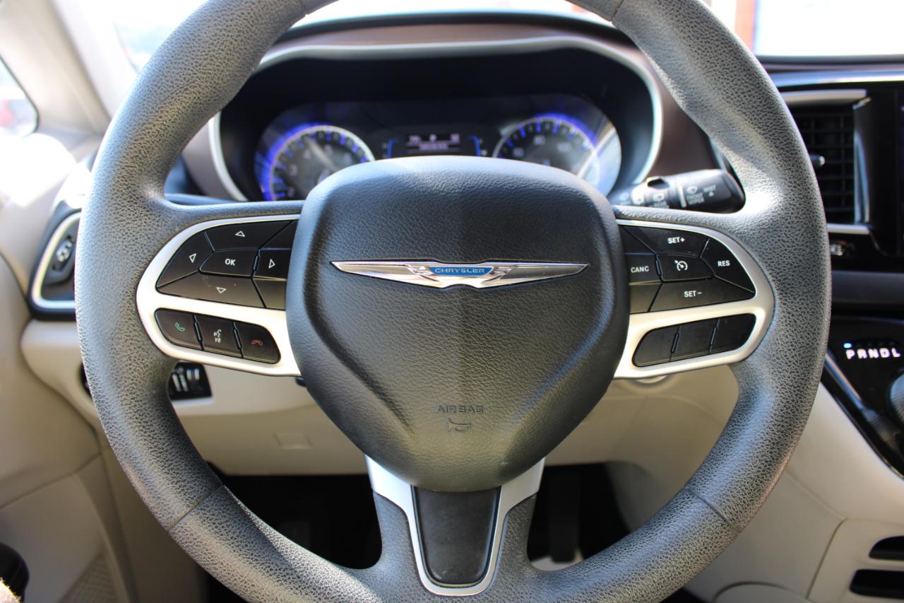 Chrysler Pacifica Touring 2018