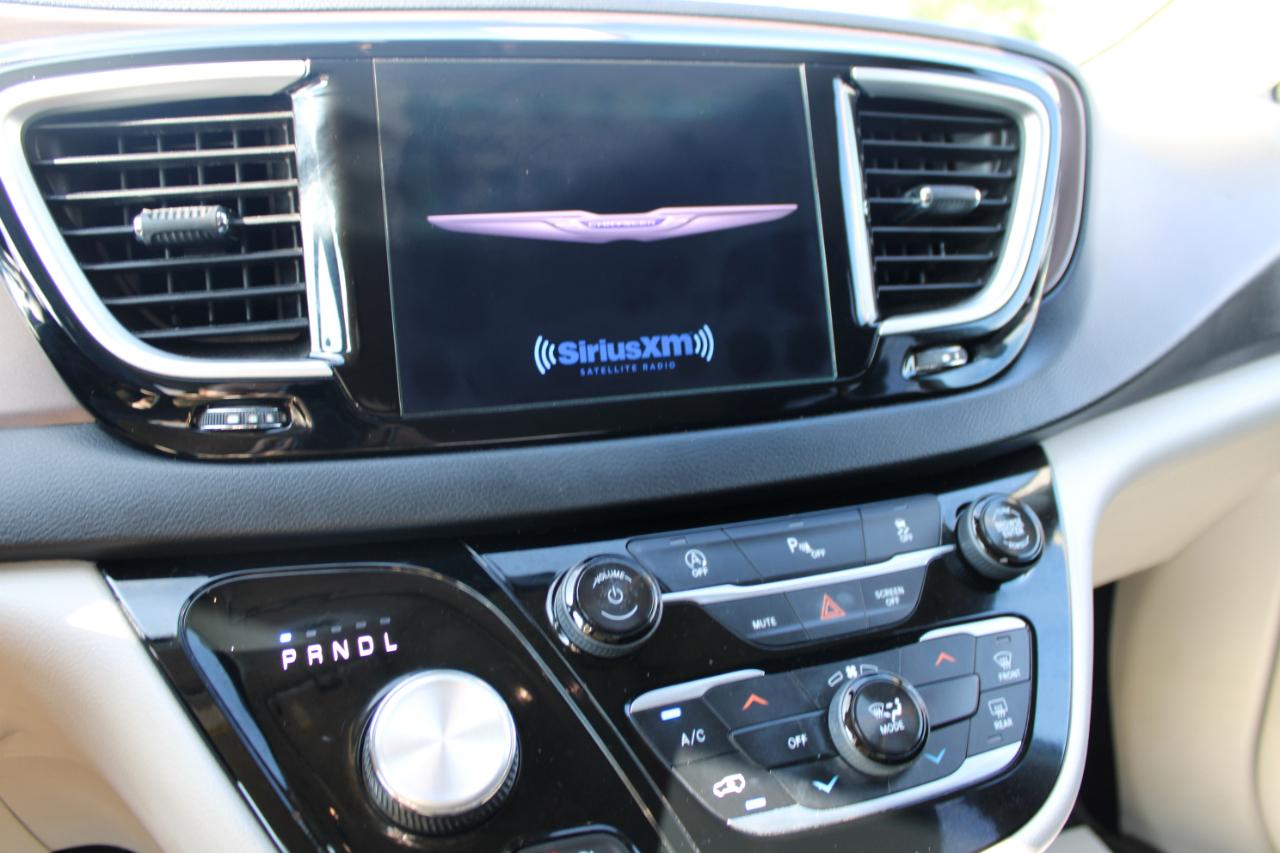 Chrysler Pacifica Touring 2018