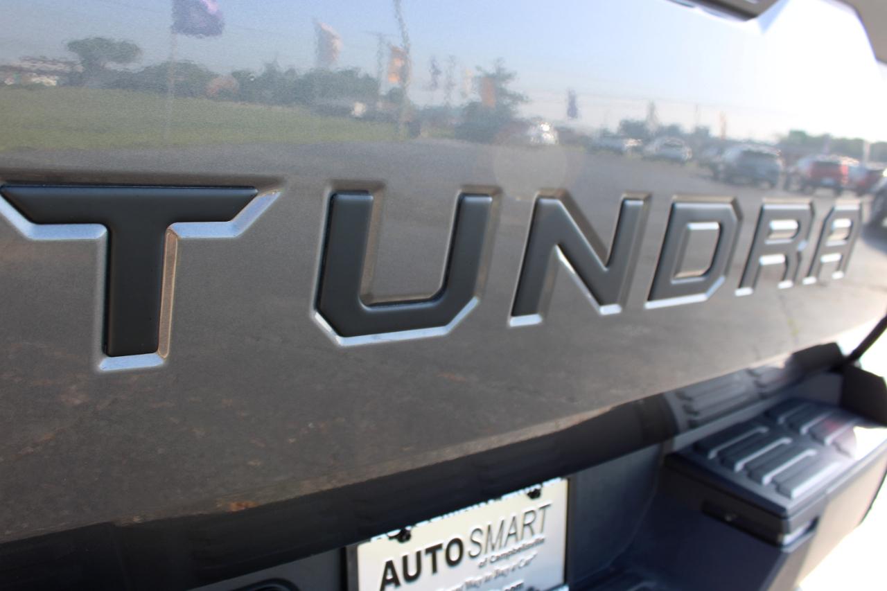 Toyota Tundra SR5 CrewMax 4WD 2025