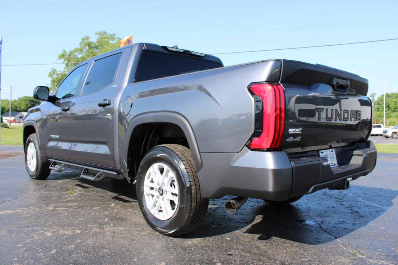 Toyota Tundra SR5 CrewMax 4WD 2025