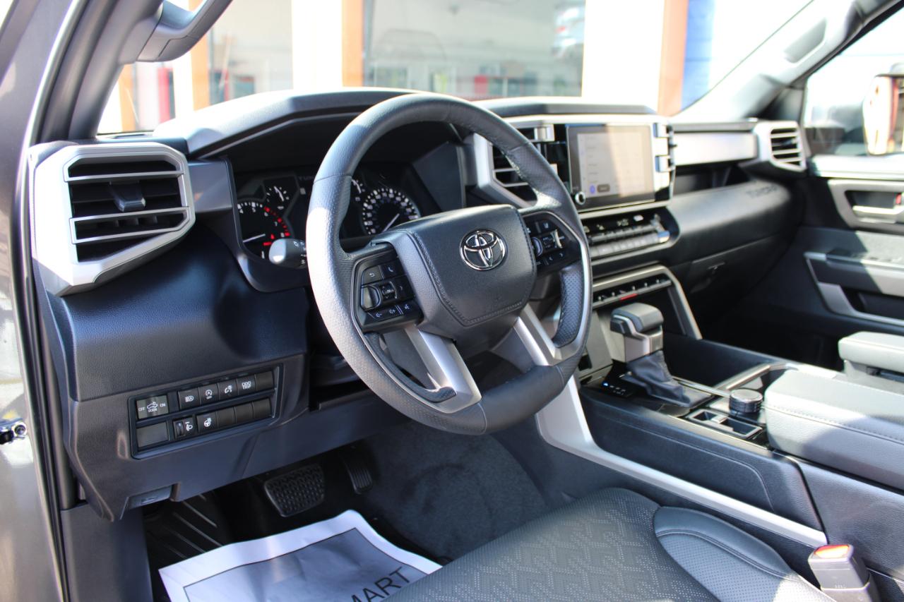 Toyota Tundra SR5 CrewMax 4WD 2025