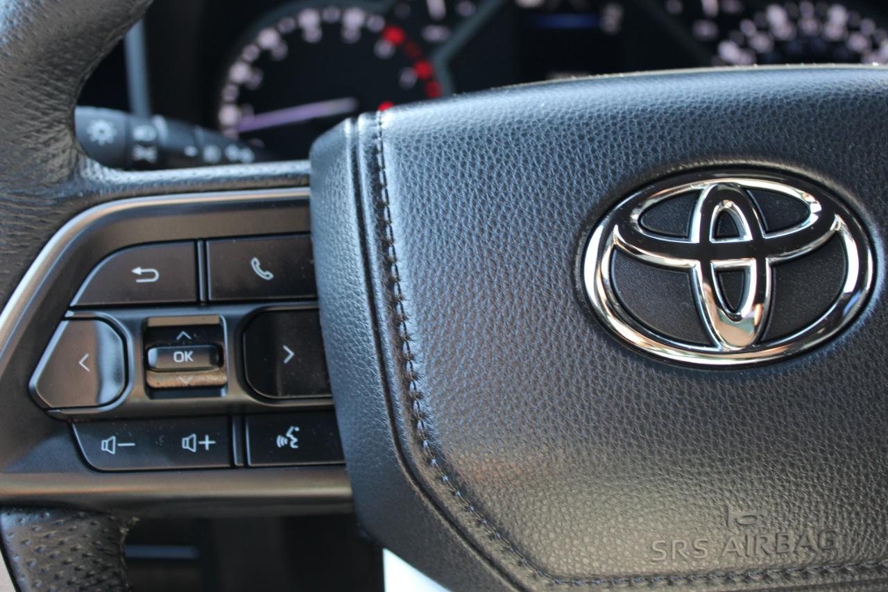 Toyota Tundra SR5 CrewMax 4WD 2025