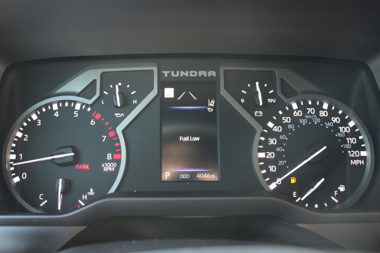 Toyota Tundra SR5 CrewMax 4WD 2025