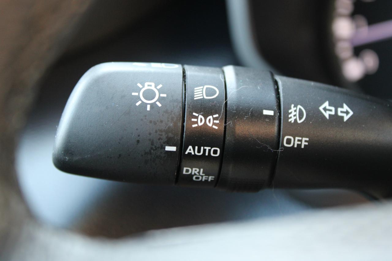 Toyota Tundra SR5 CrewMax 4WD 2025