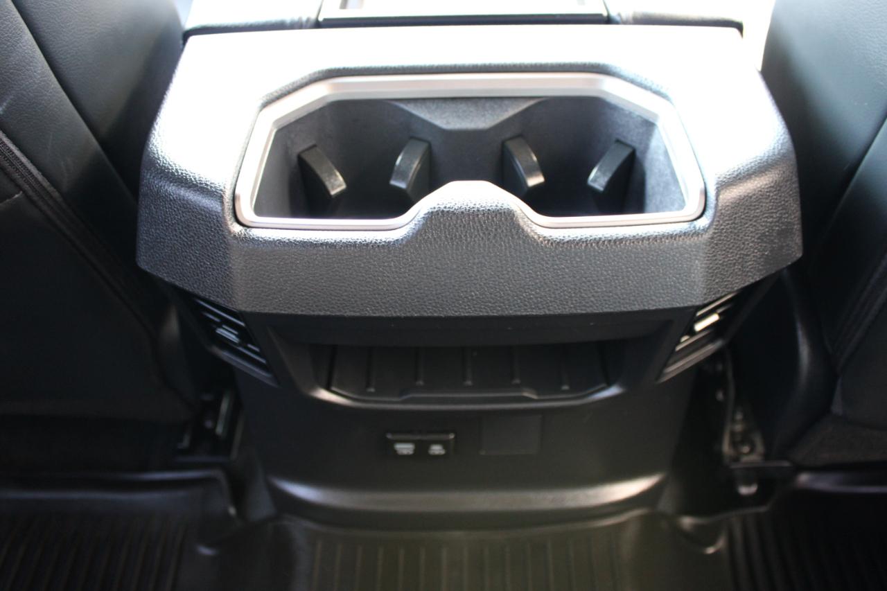 Toyota Tundra SR5 CrewMax 4WD 2025