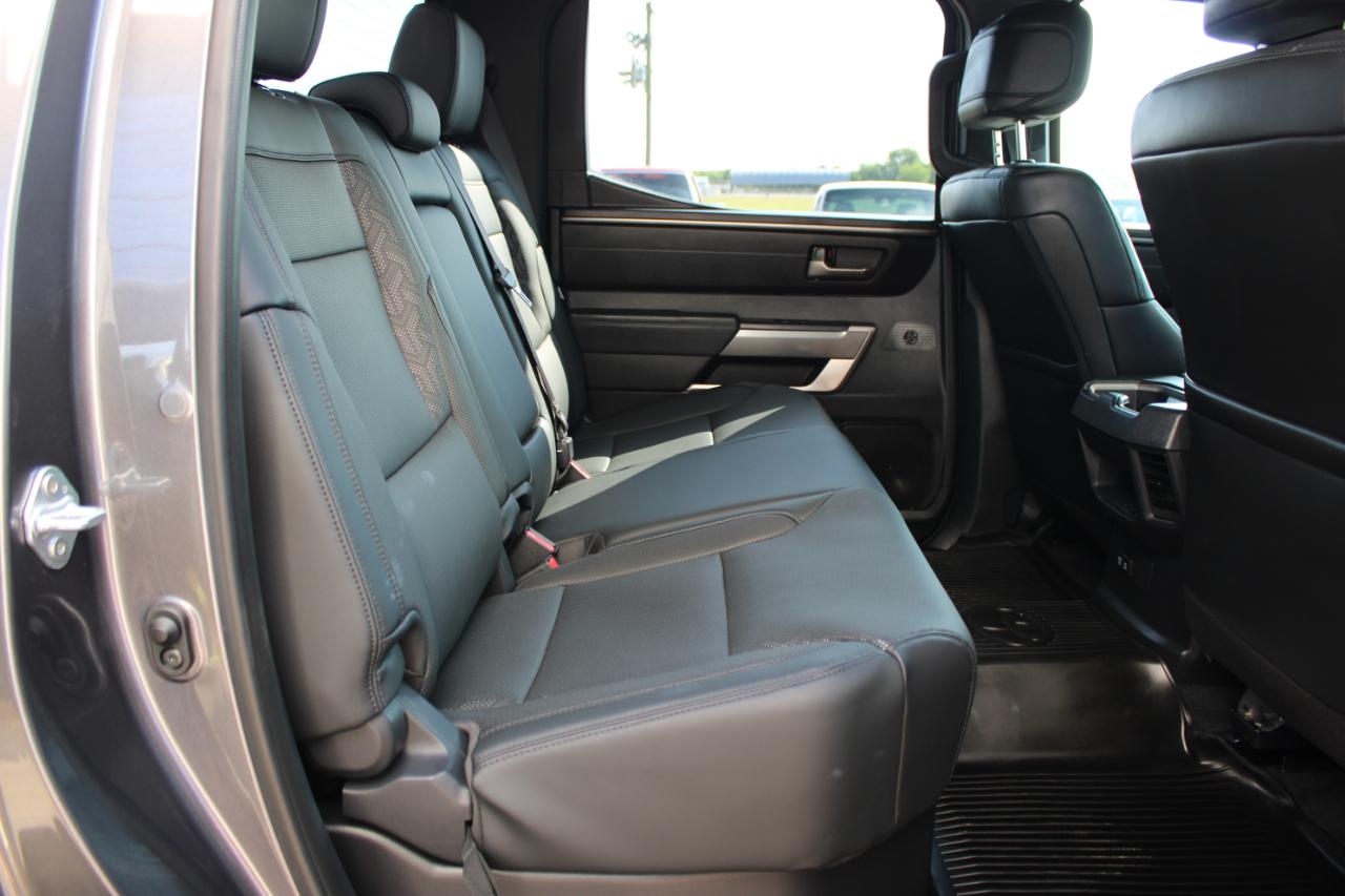 Toyota Tundra SR5 CrewMax 4WD 2025