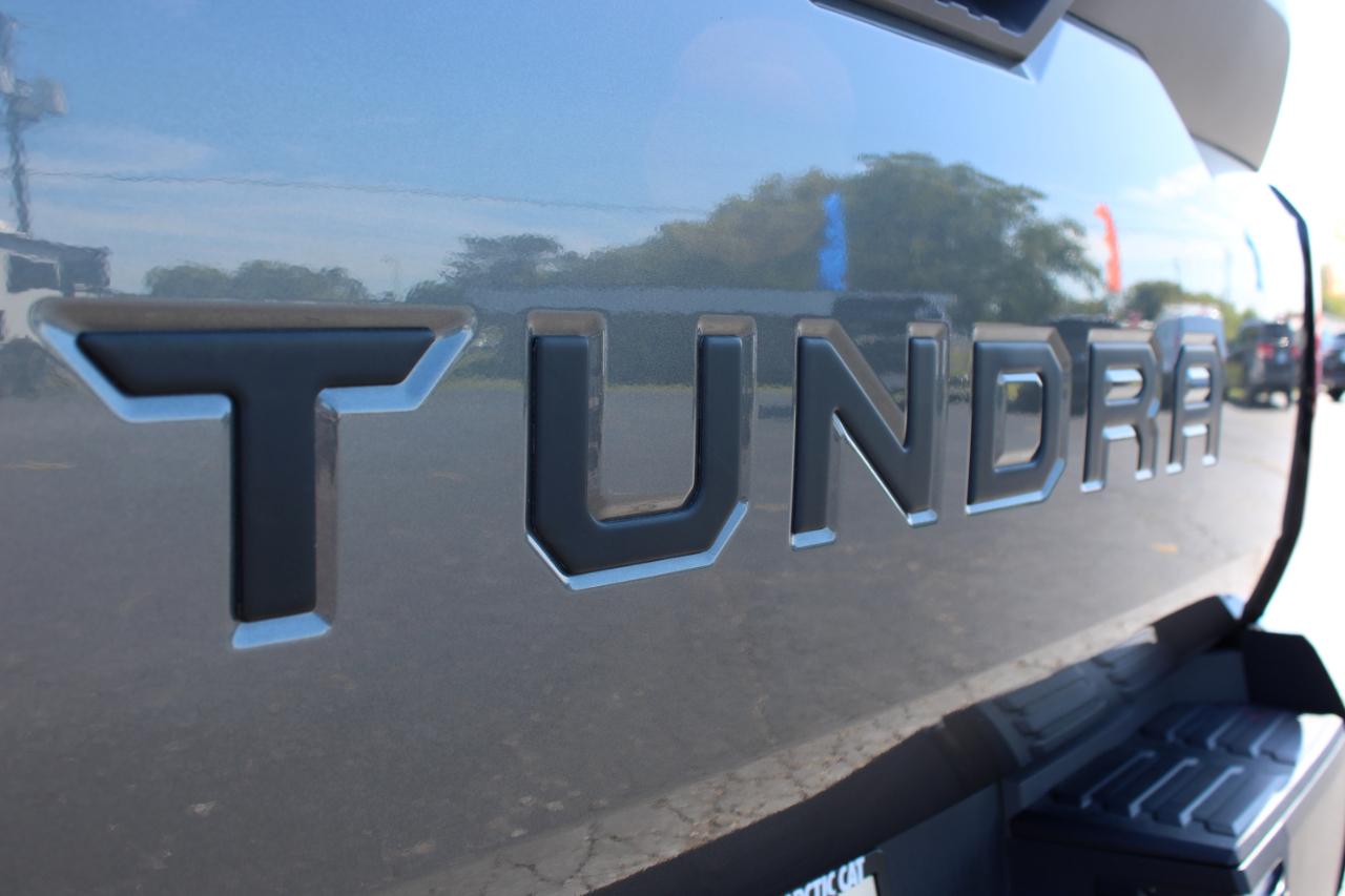 Toyota Tundra SR5 CrewMax 4WD 2025
