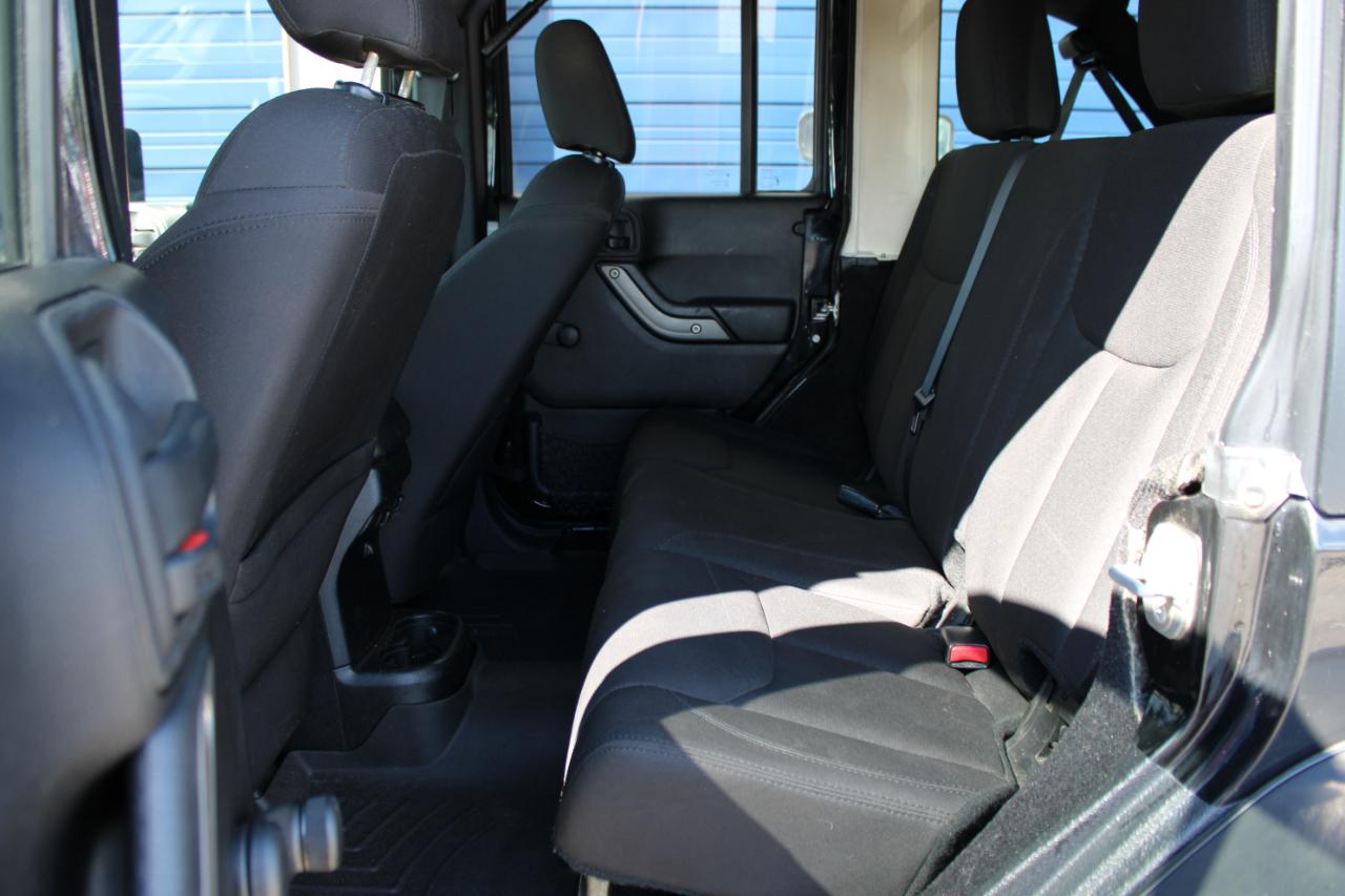 Jeep Wrangler Sport 4WD 2015