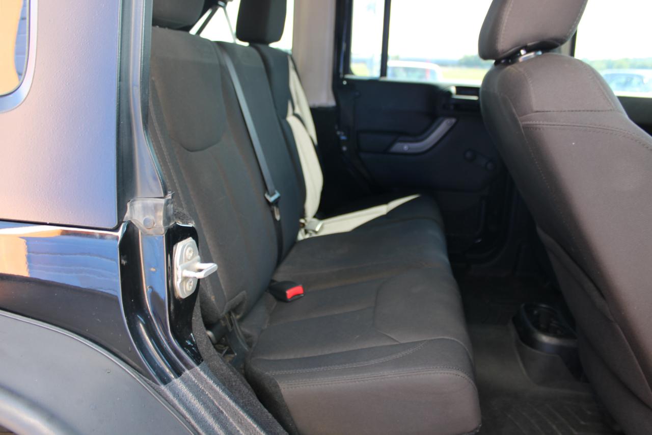 Jeep Wrangler Sport 4WD 2015