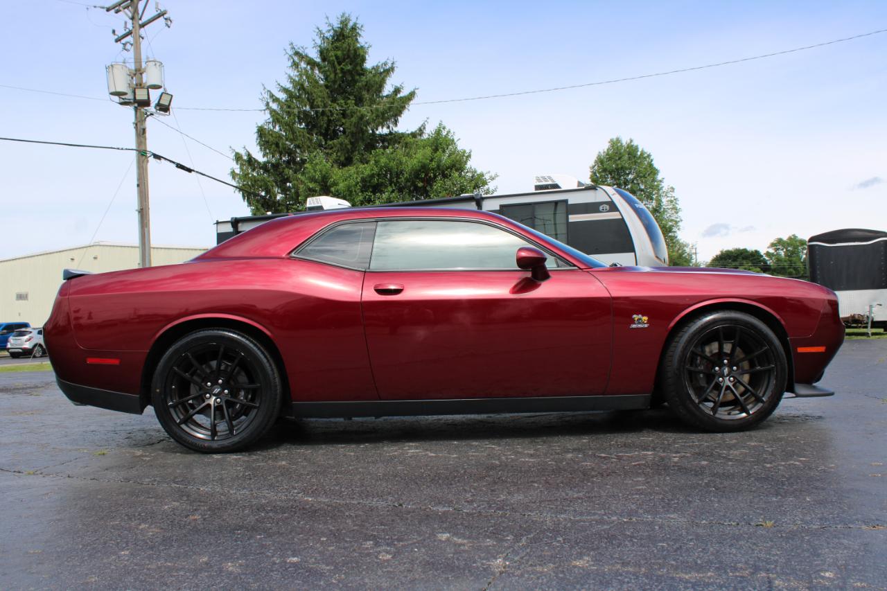 Dodge Challenger R/T SCAT Pack 2021