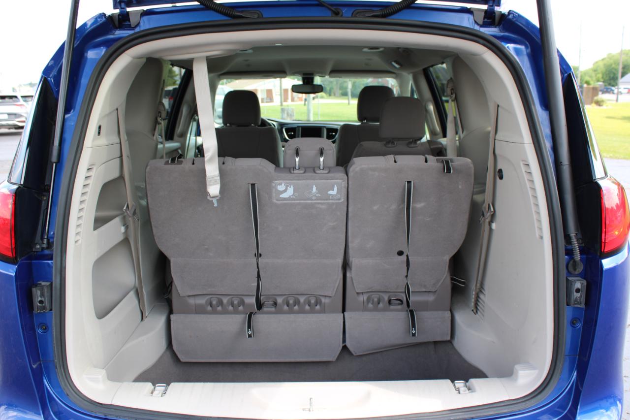 Chrysler Pacifica Touring Plus 2020