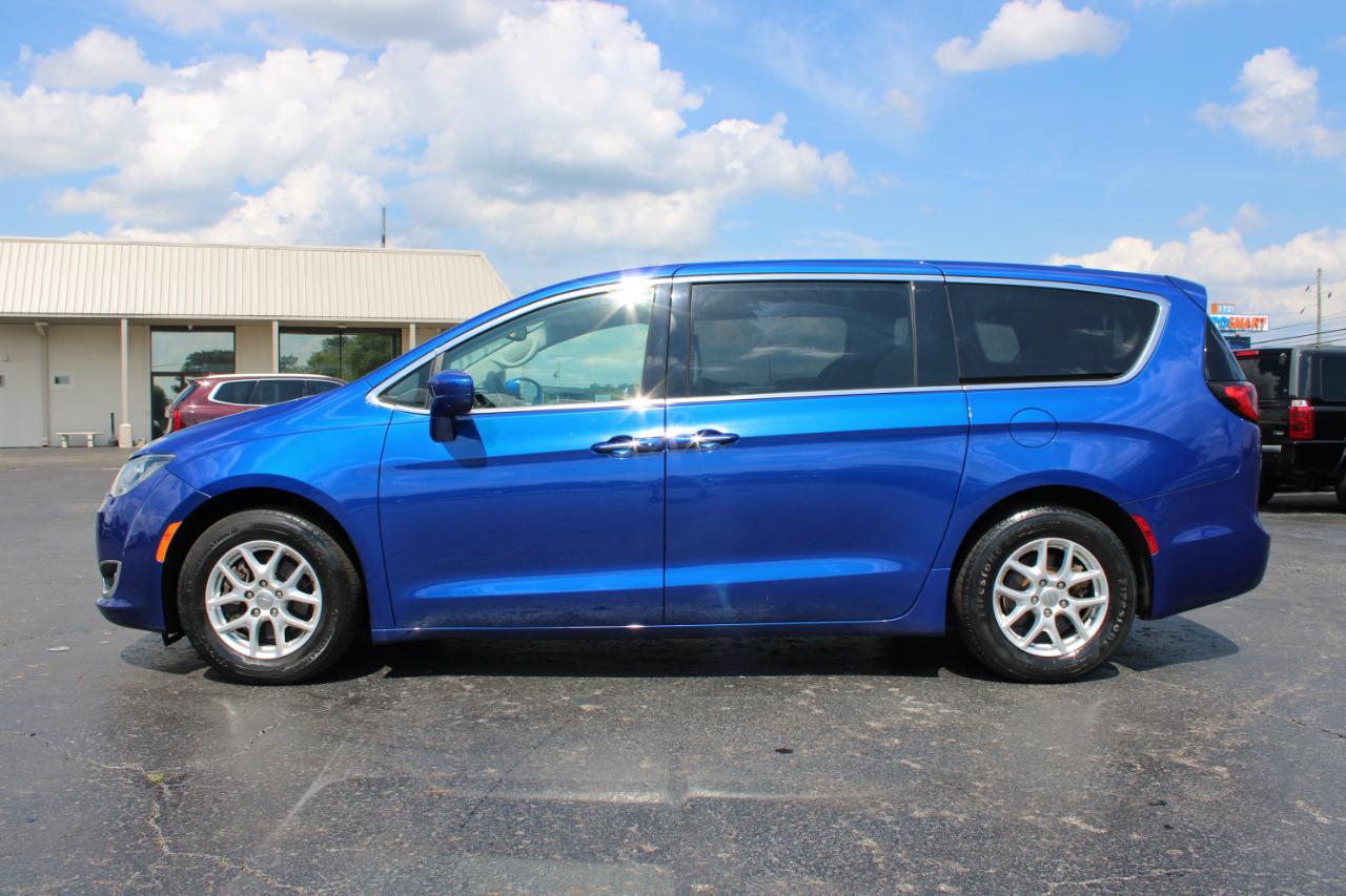 Chrysler Pacifica Touring Plus 2020