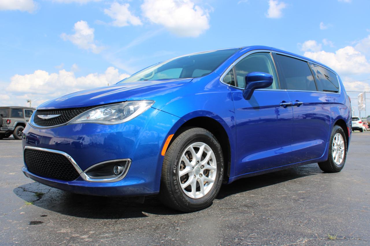 Chrysler Pacifica Touring Plus 2020