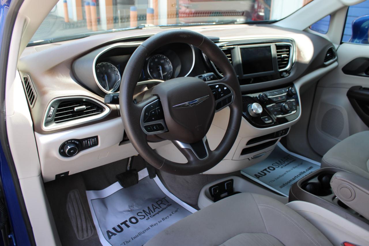Chrysler Pacifica Touring Plus 2020