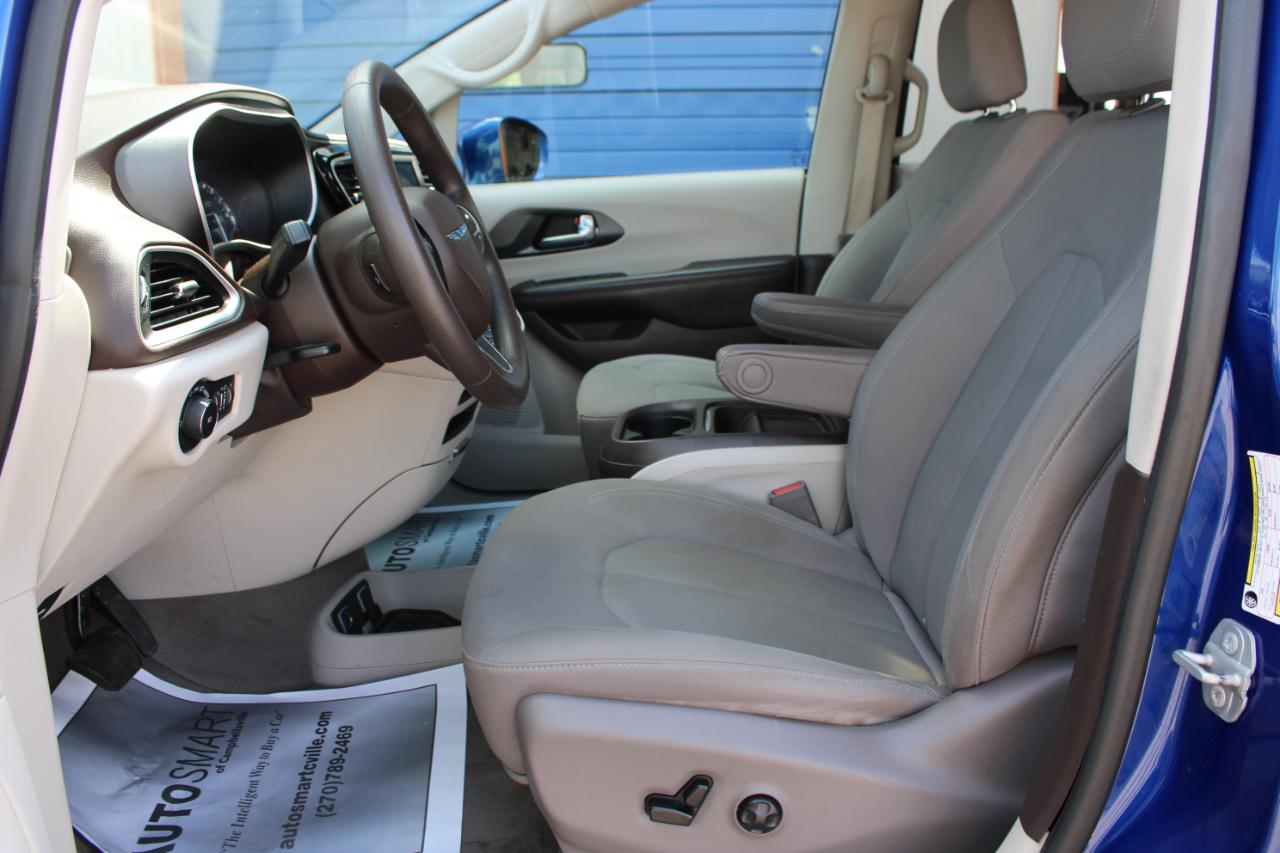 Chrysler Pacifica Touring Plus 2020