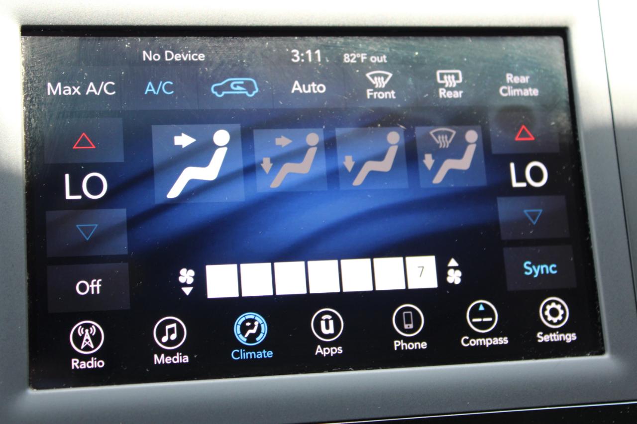Chrysler Pacifica Touring Plus 2020