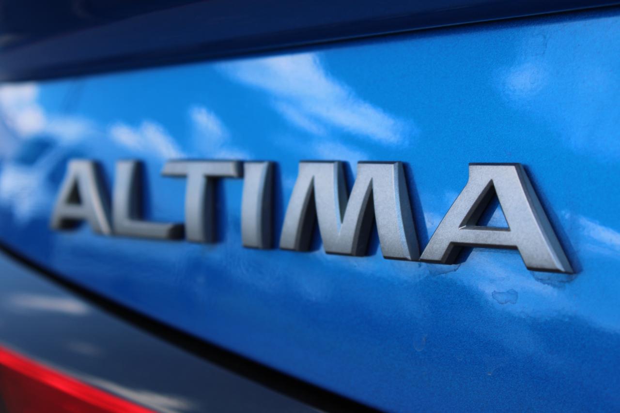 Nissan Altima 2.5 SV AWD 2025