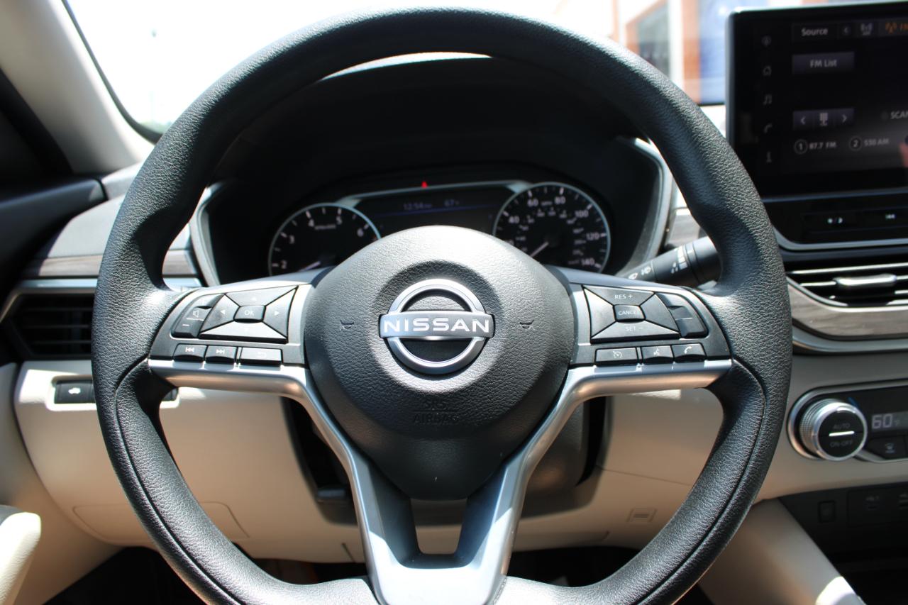 Nissan Altima 2.5 SV AWD 2025