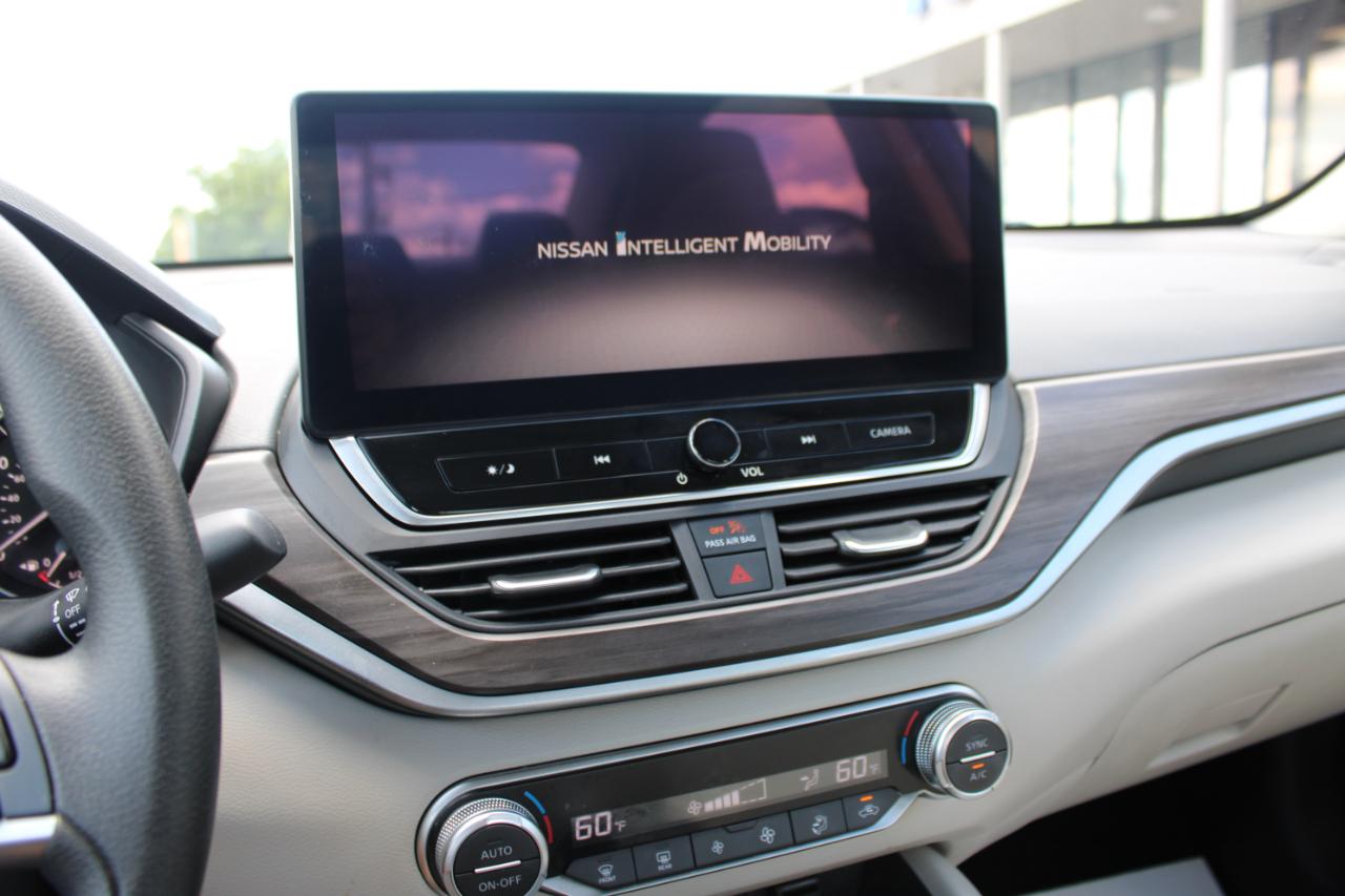 Nissan Altima 2.5 SV AWD 2025