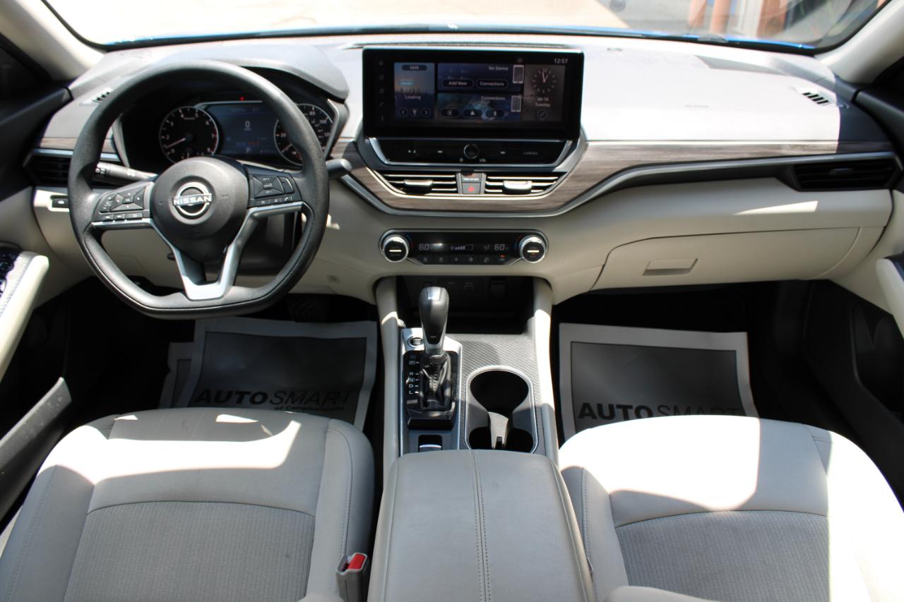 Nissan Altima 2.5 SV AWD 2025