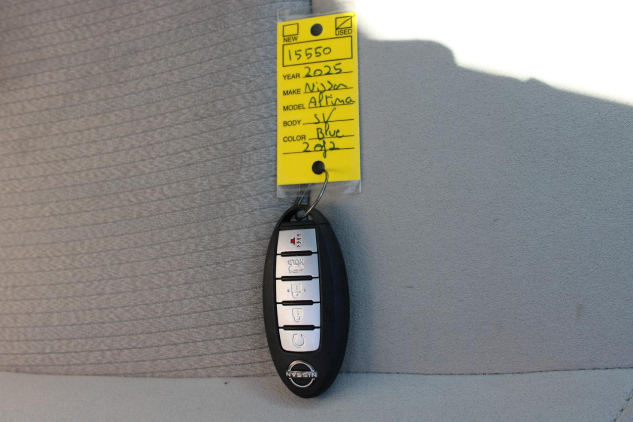 Nissan Altima 2.5 SV AWD 2025