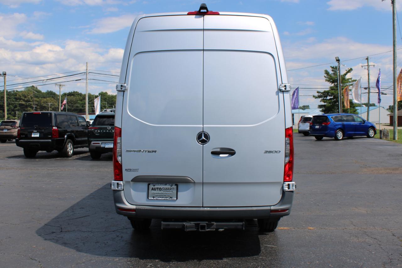 Mercedes-Benz Sprinter 2500 170-in. WB 2023