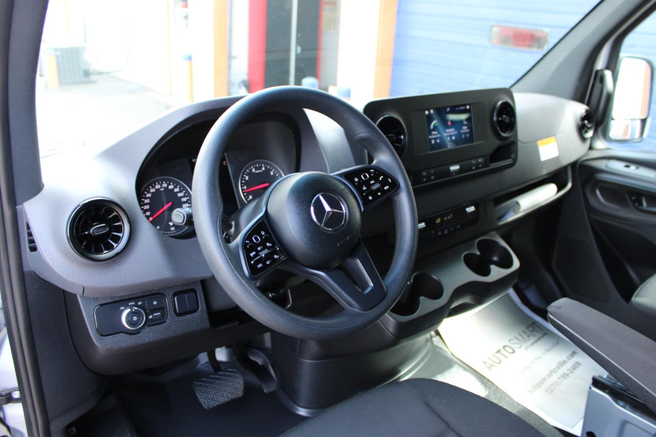 Mercedes-Benz Sprinter 2500 170-in. WB 2023