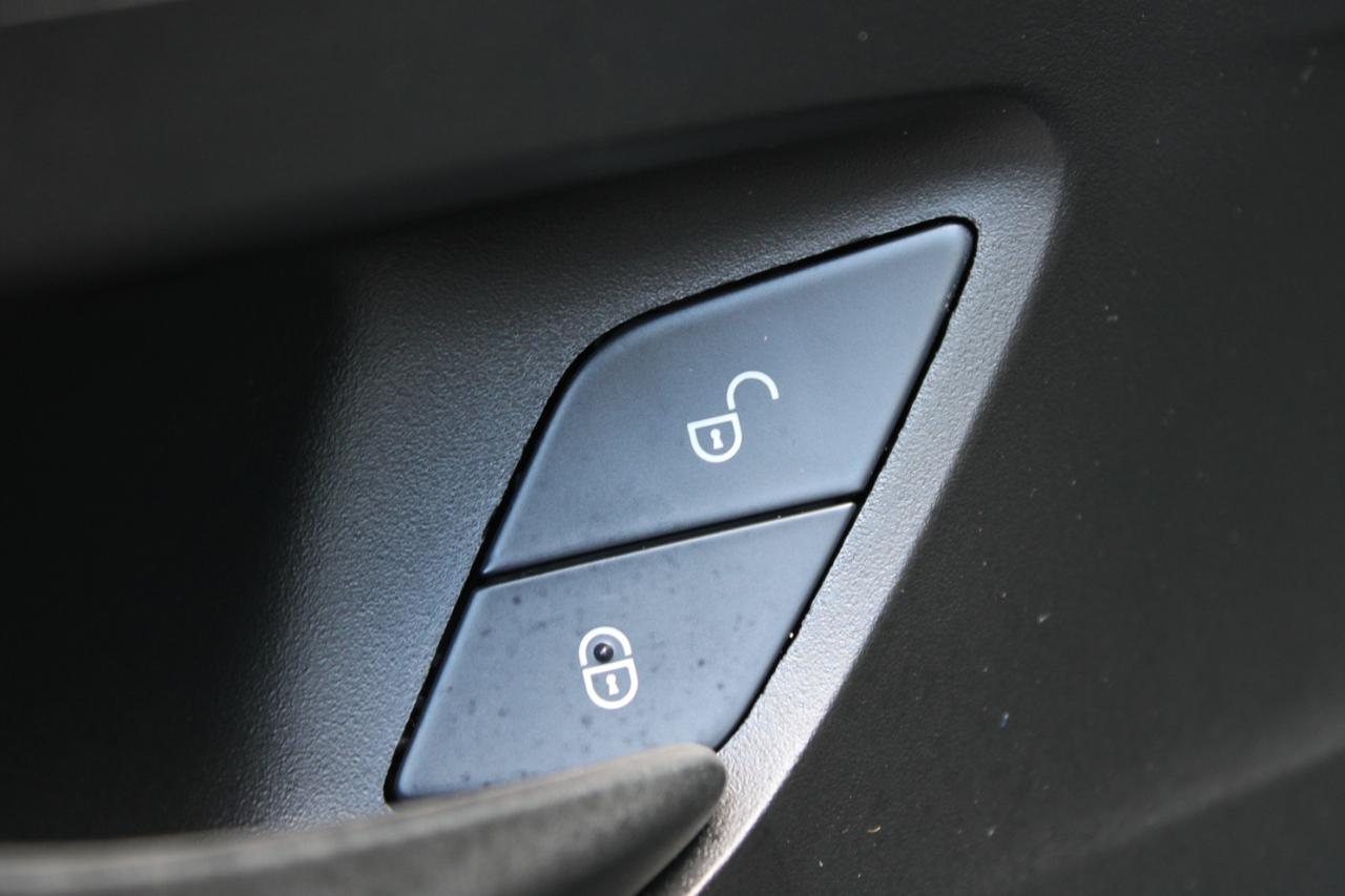 Mercedes-Benz Sprinter 2500 170-in. WB 2023